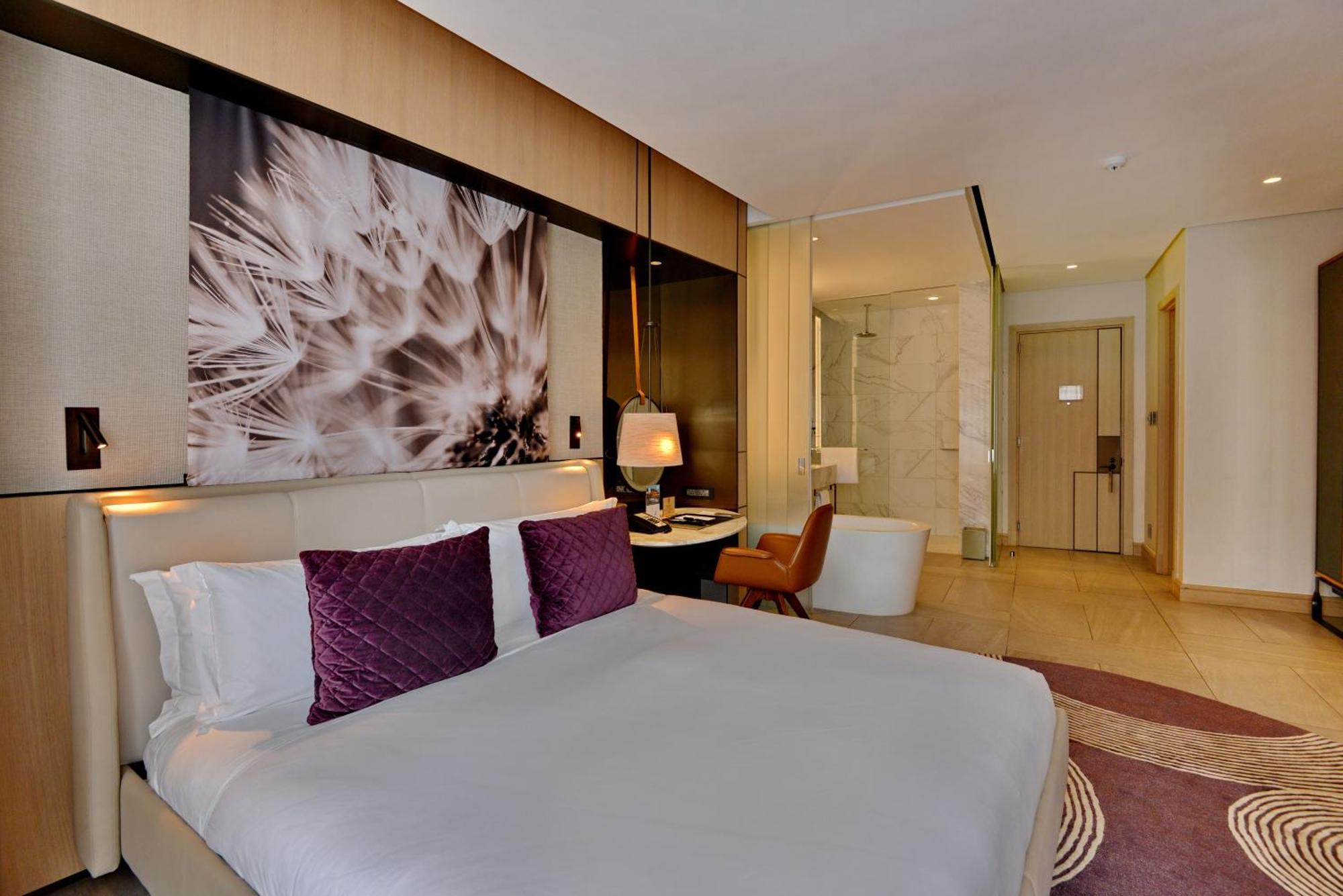 The Houghton Hotel, Spa, Wellness & Golf Johannesburg Værelse billede Deluxe Room